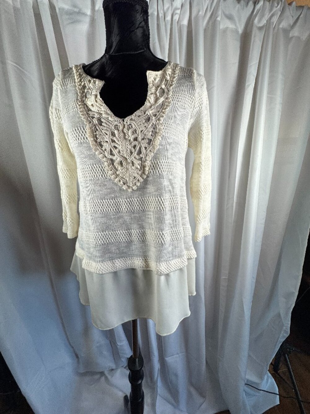 Staggato Boho Crochet Lace Knit Blouse Cream White S/M Flowy Feminine Top
